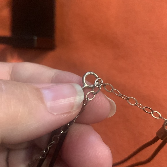 Sterling Silver pendant black corded necklace marked .925 - Picture 5 of 5